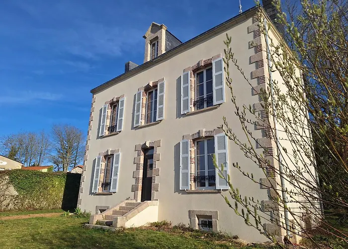 Villa De Charme Le Quatre Feuilles Montournais