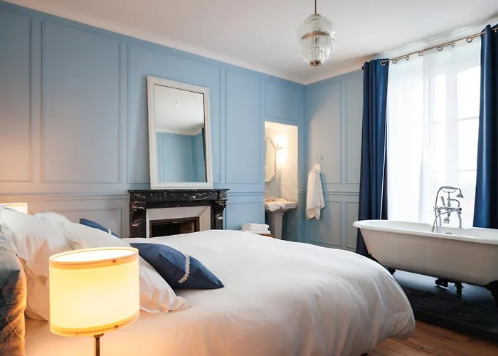 De Charme Le Quatre Feuilles * Montournais